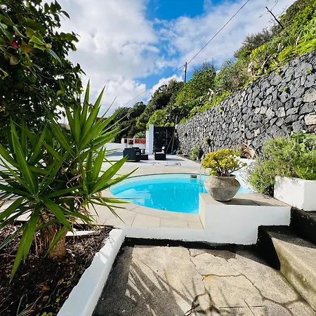 Lightbooking Panchita De Piscina Holiday home Villa de Mazo